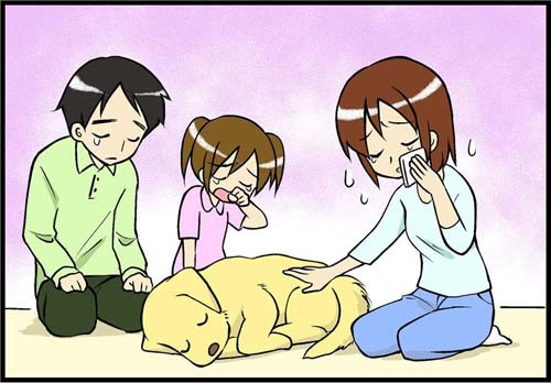 横たわる飼い犬のそばで涙を流す父母娘。